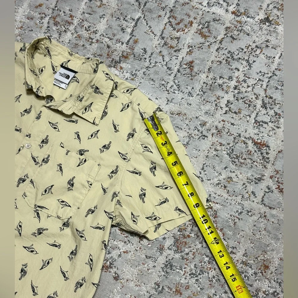 The North Face Men's Baytrail Button Down Shirt- XL Bird Watcher print
